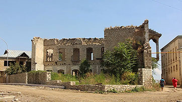 Agdam, Vangjush Vellahu